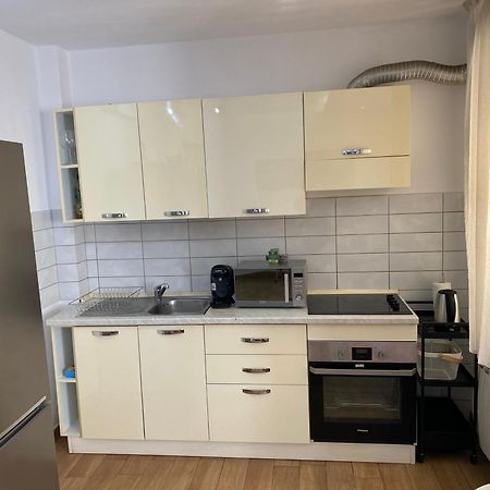 Royal Suite Unirii-2 Bdr Apartment Bukarest Kültér fotó