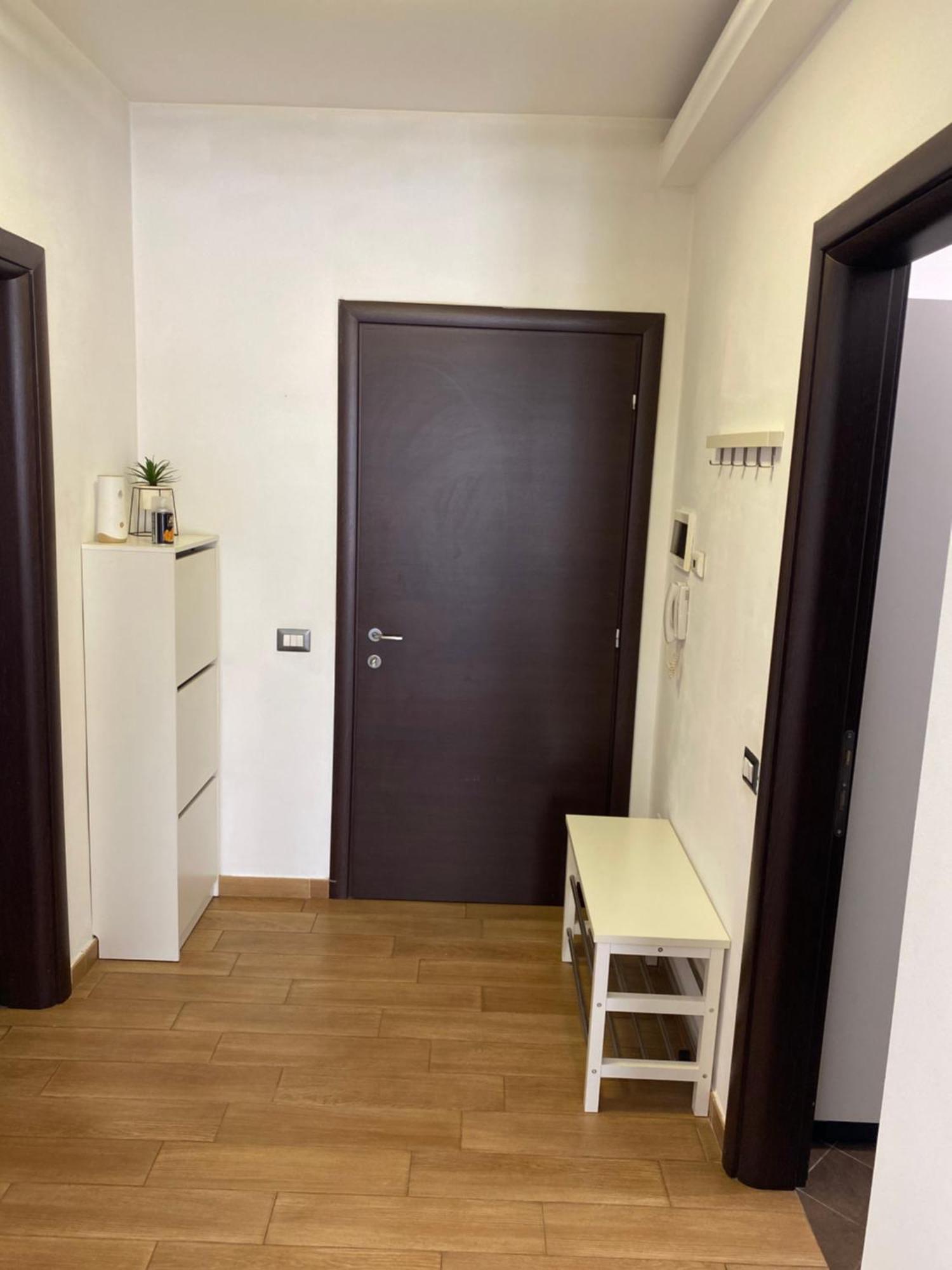 Royal Suite Unirii-2 Bdr Apartment Bukarest Kültér fotó
