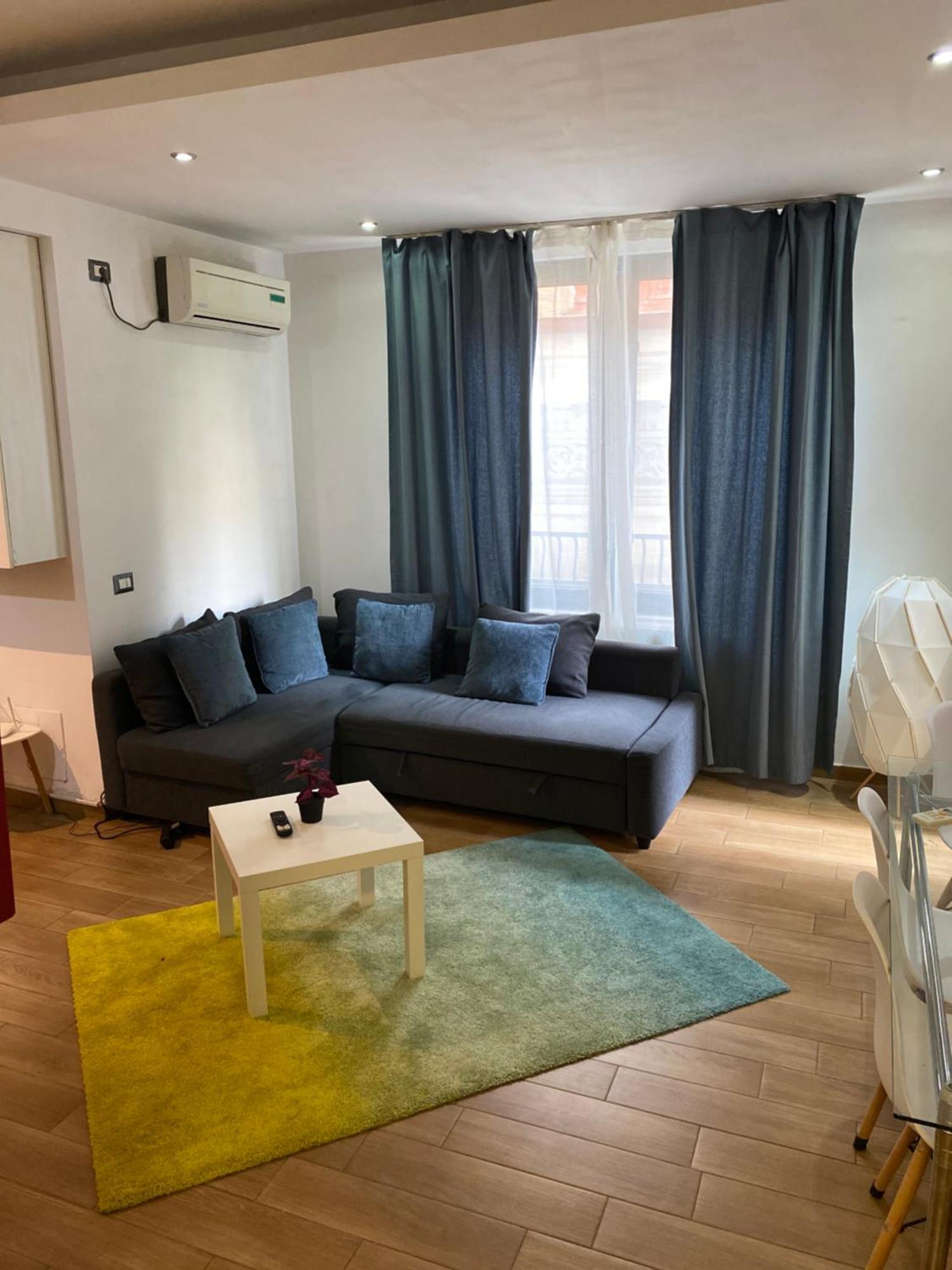 Royal Suite Unirii-2 Bdr Apartment Bukarest Kültér fotó